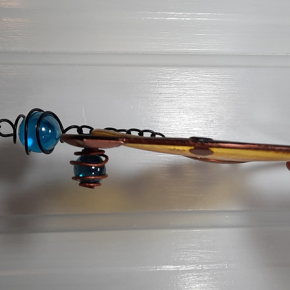 Bird Garden Bell Suncatcher Yellow Feather Outdoor Garden Yard Art Accent NEW - Picture 8 of 8